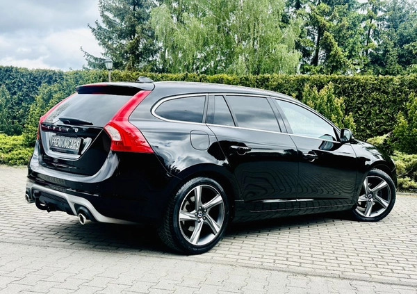 Volvo V60 cena 77900 przebieg: 202762, rok produkcji 2018 z Sztum małe 781